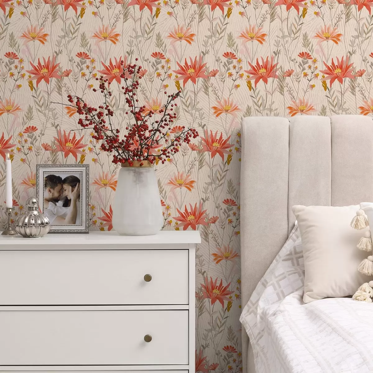 Carta da parati Fiori selvatici dai toni caldi su sfondo beige a00751