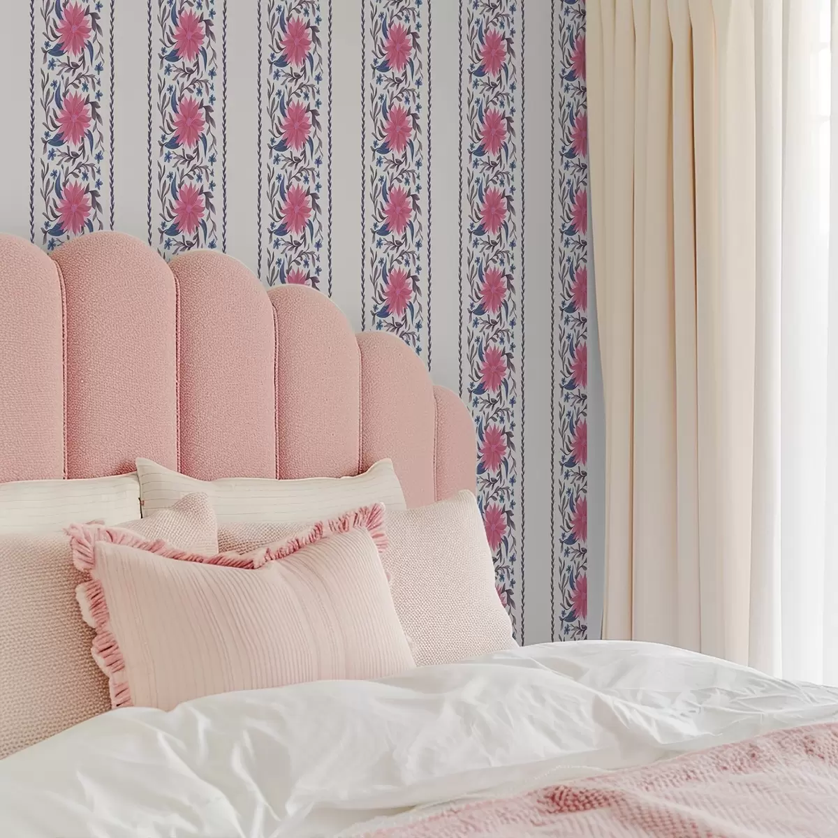 Carta da parati Righe floreali verticali nei toni del rosa-viola a00810