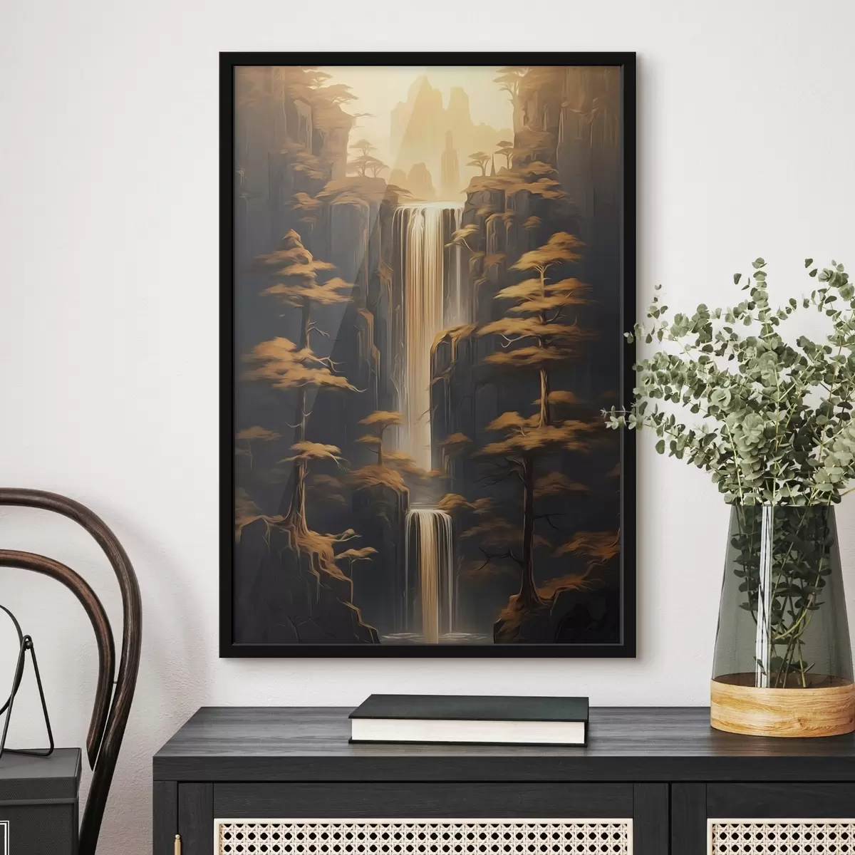 Poster Alte scogliere con una cascata e pini nella luce della sera f46151