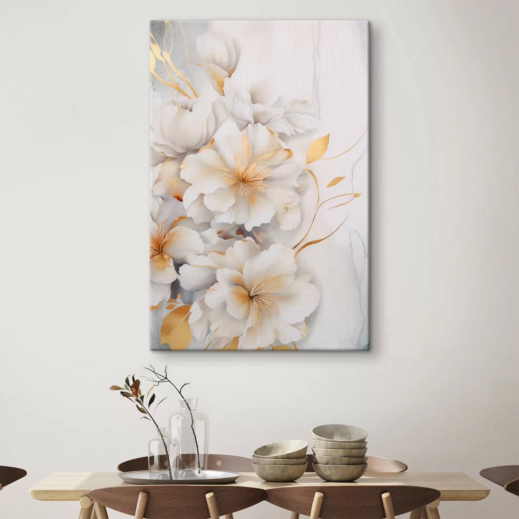 carta da parati Fiori bianchi con dettagli gialli, petali con sfumature delicate, sfondo chiaro con sottile effetto marmorizzato nr. s46292