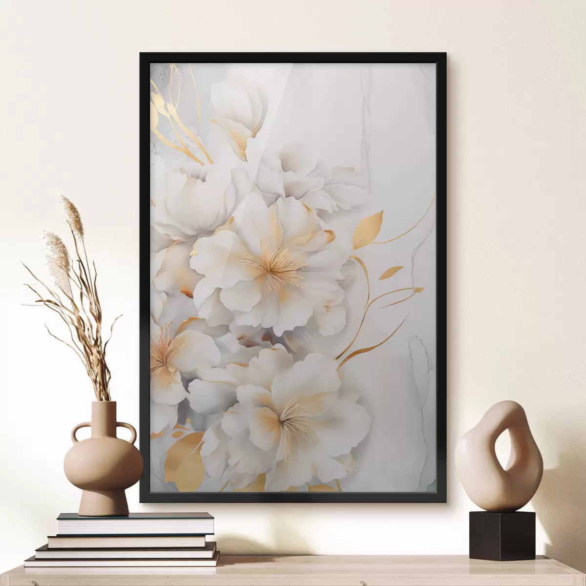 Poster Fiori bianchi con dettagli gialli, petali con sfumature delicate, sfondo chiaro con sottile effetto marmorizzato f46292