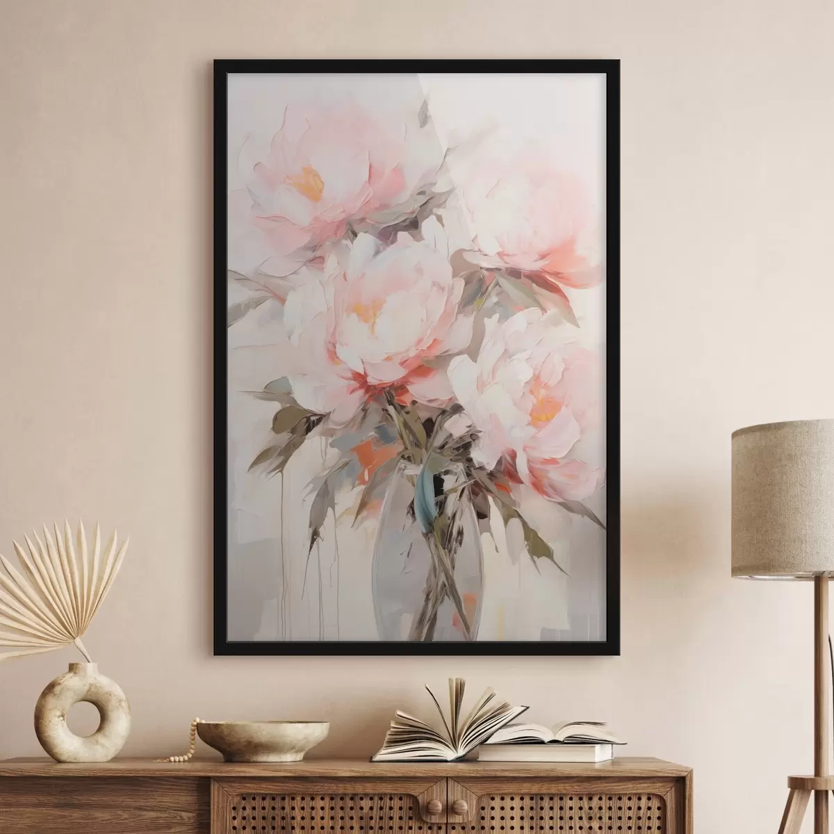 Poster Un bouquet di peonie rosa e bianche in un vaso di vetro, pennellate morbide, colori pastello, sfondo neutro f46295