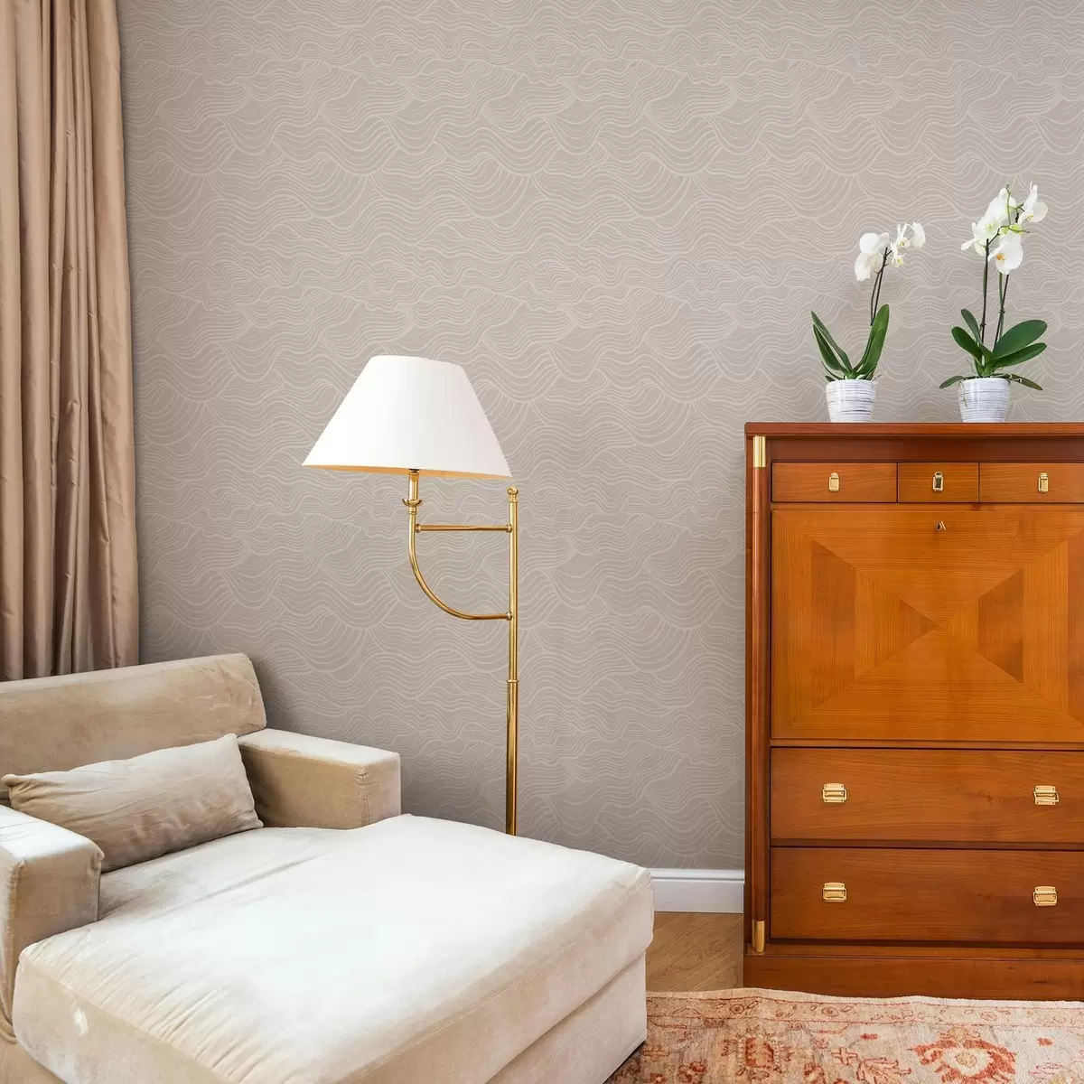 Carta da parati Linee ondulate tono su tono su beige caldo a00681v1