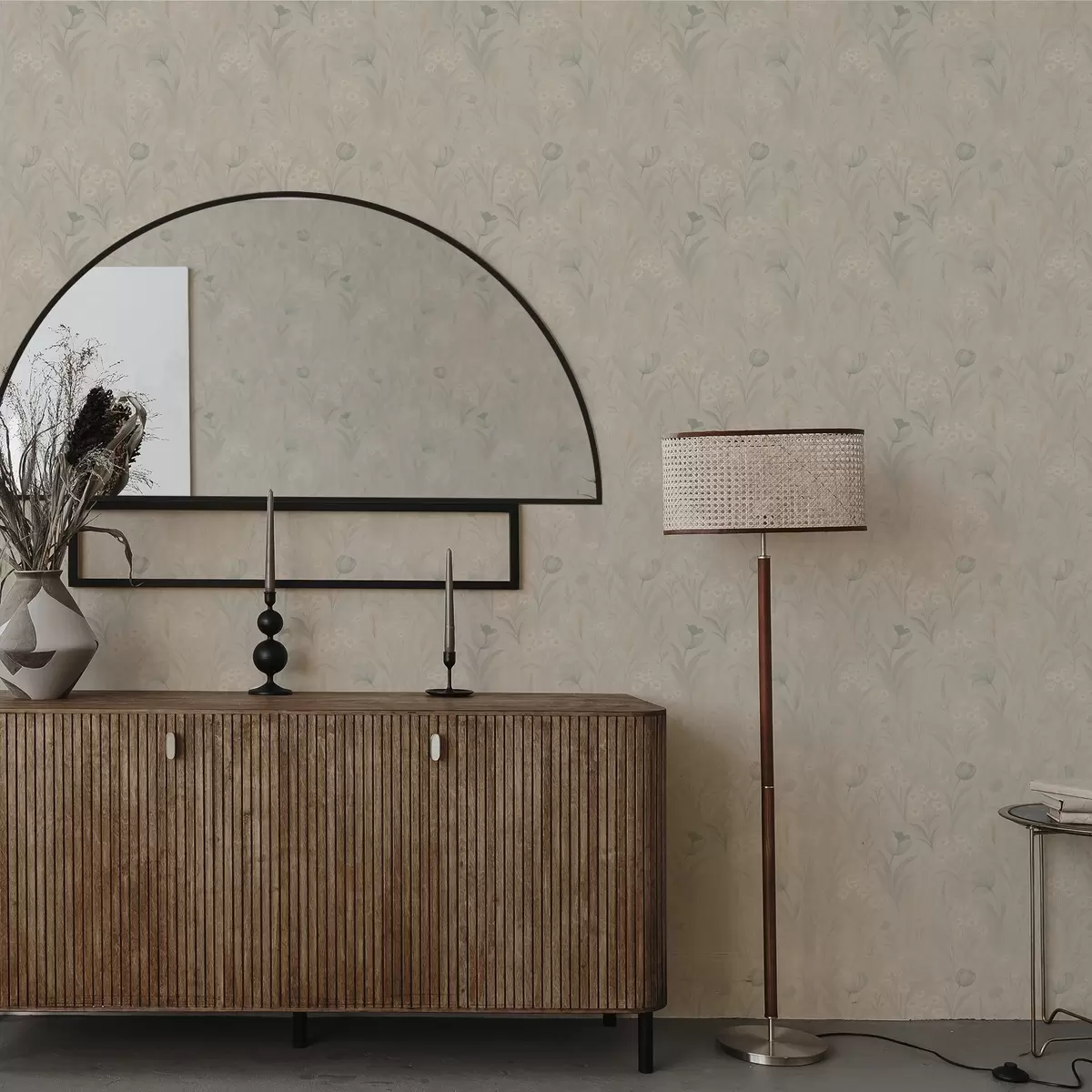 Carta da parati Dolce prato con tulipani e margherite, salvia pastello a00779