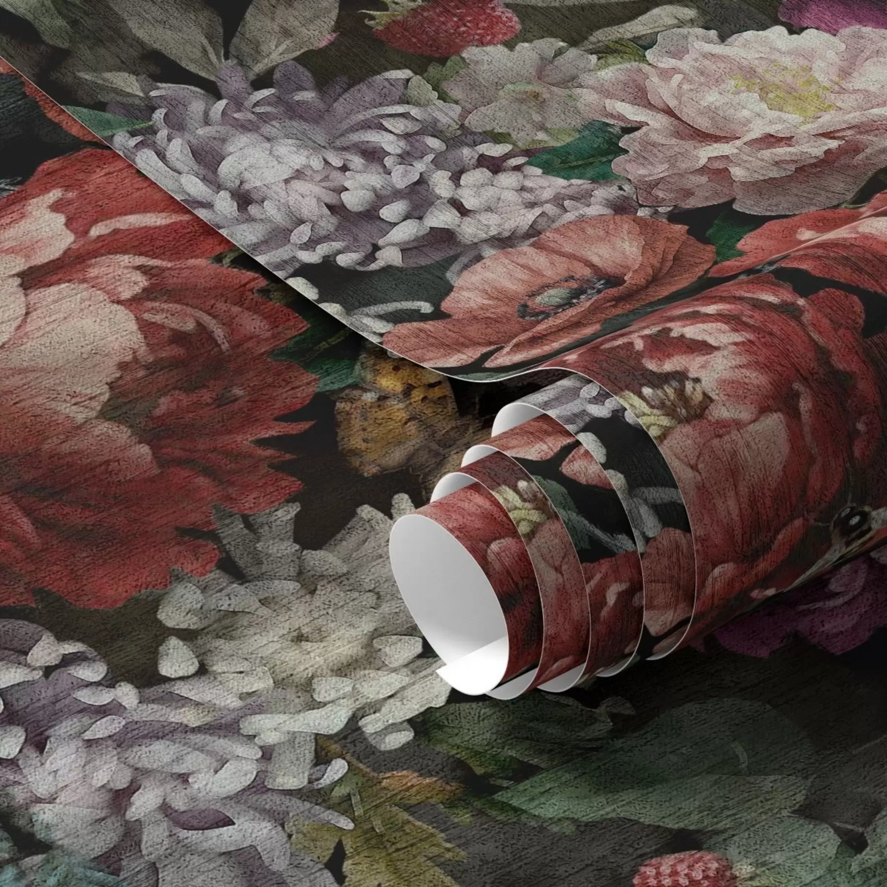 carta da parati Peonie scure e drammatiche, bacche e farfalla su sfondo nero nr. a00862