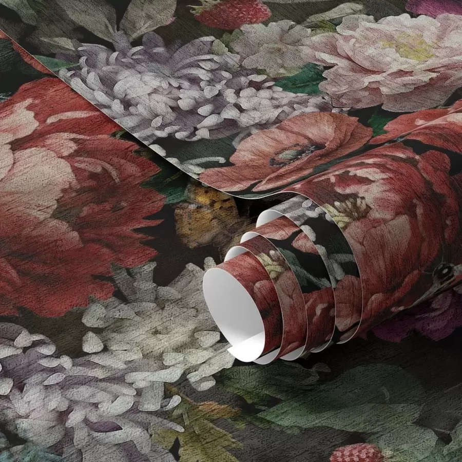 carta da parati Peonie scure e drammatiche, bacche e farfalla su sfondo nero nr. a00862