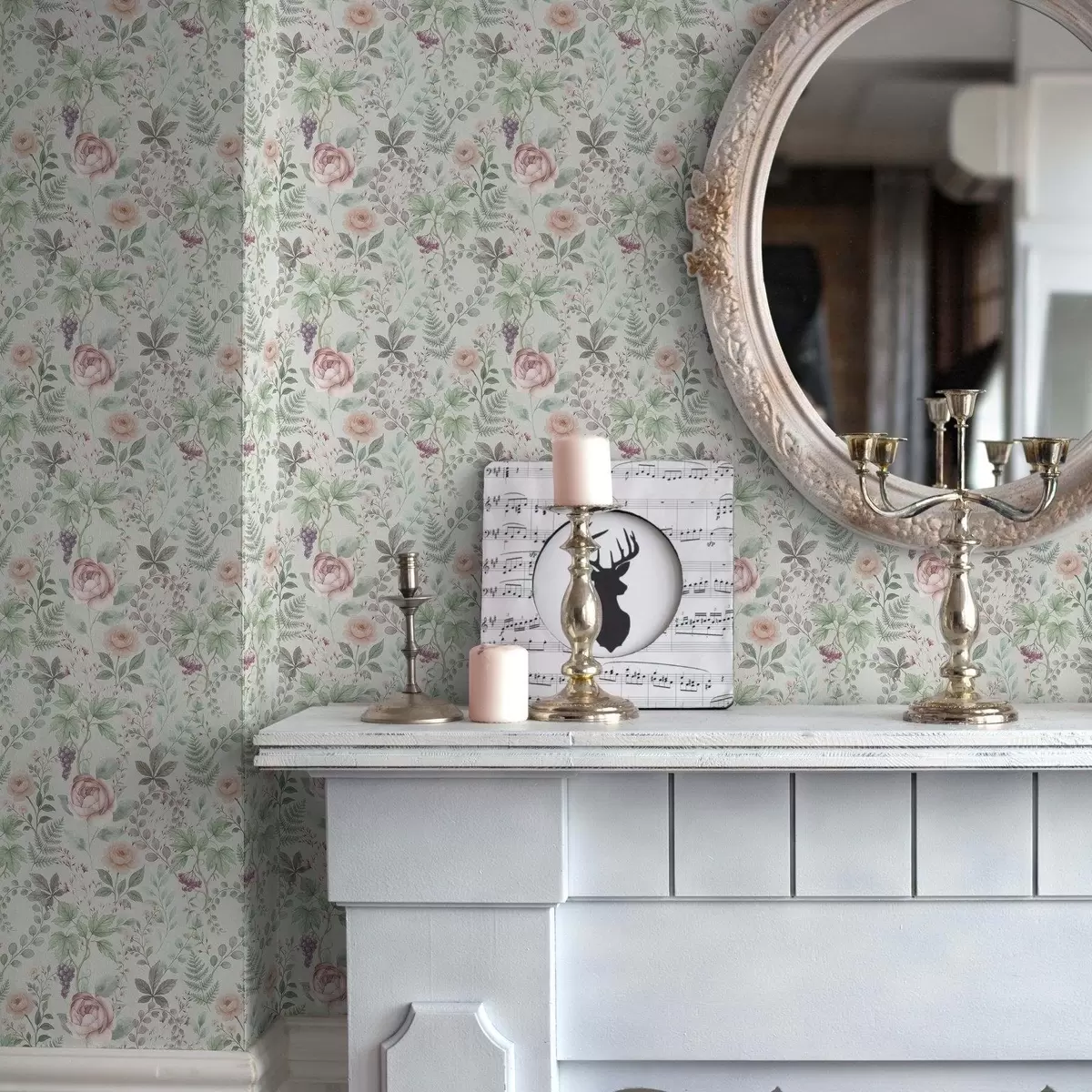 Carta da parati Giardino pastello con rose, felci e uva a00867