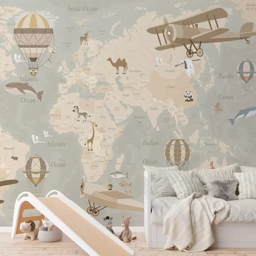 carta da parati Mappa del mondo per bambini con animali, aeroplani e mongolfiere. Lingua inglese. Colore beige. nr. c00003en