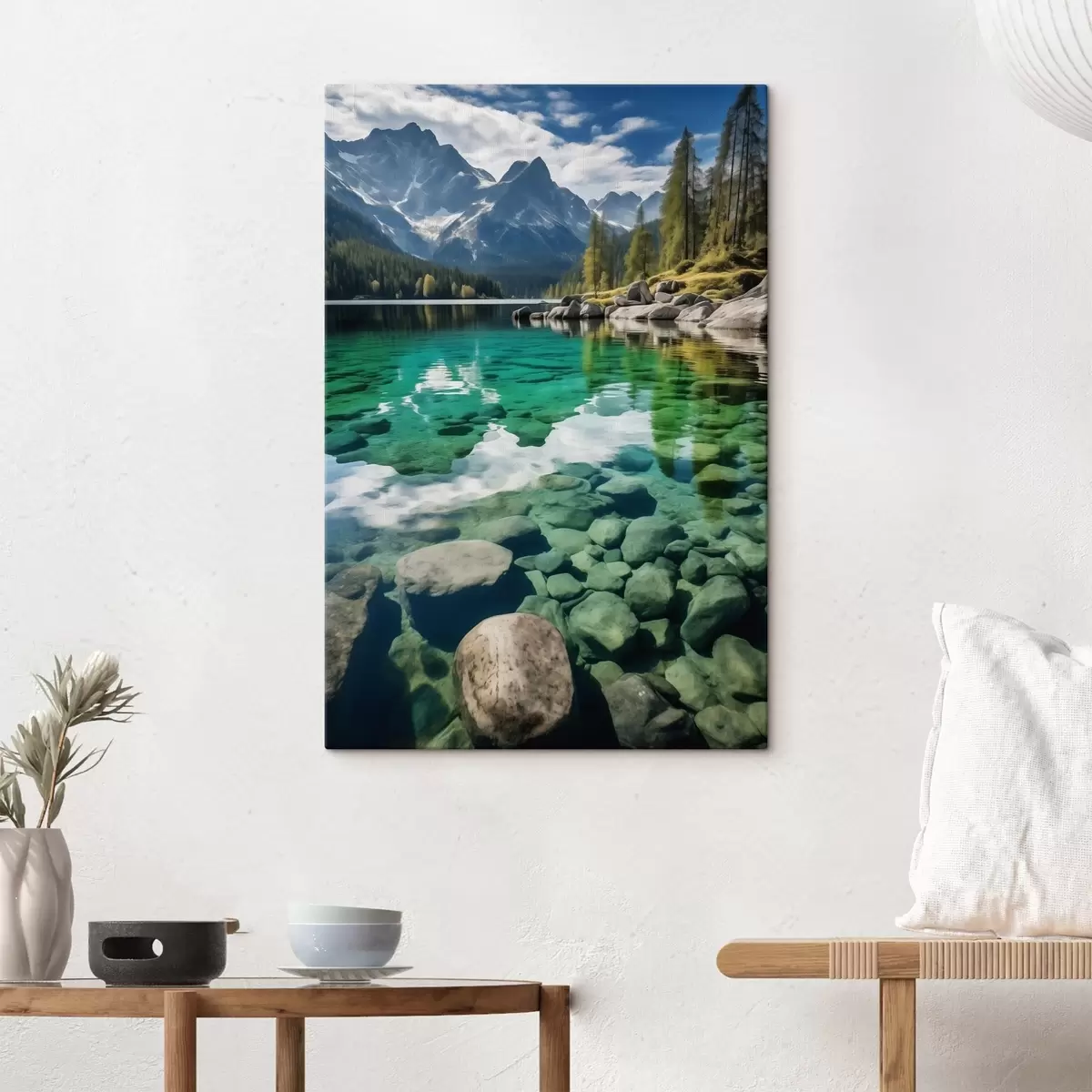 carta da parati Lago alpino color smeraldo con rocce sottostanti e vette imponenti nr. s46515