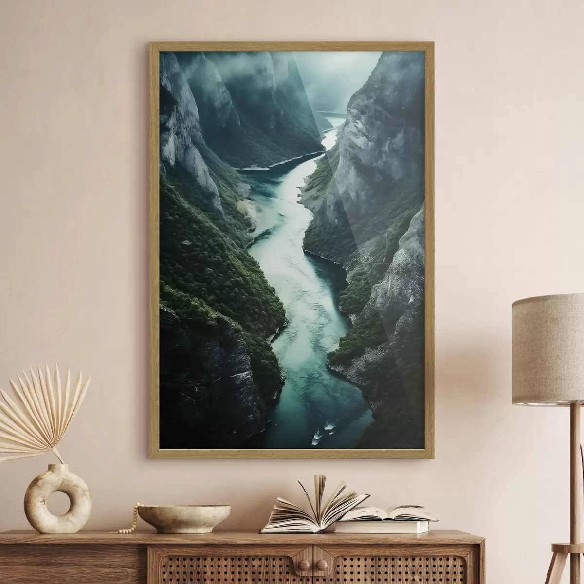 Poster Stretta gola con una corrente turchese dall'alto f46522