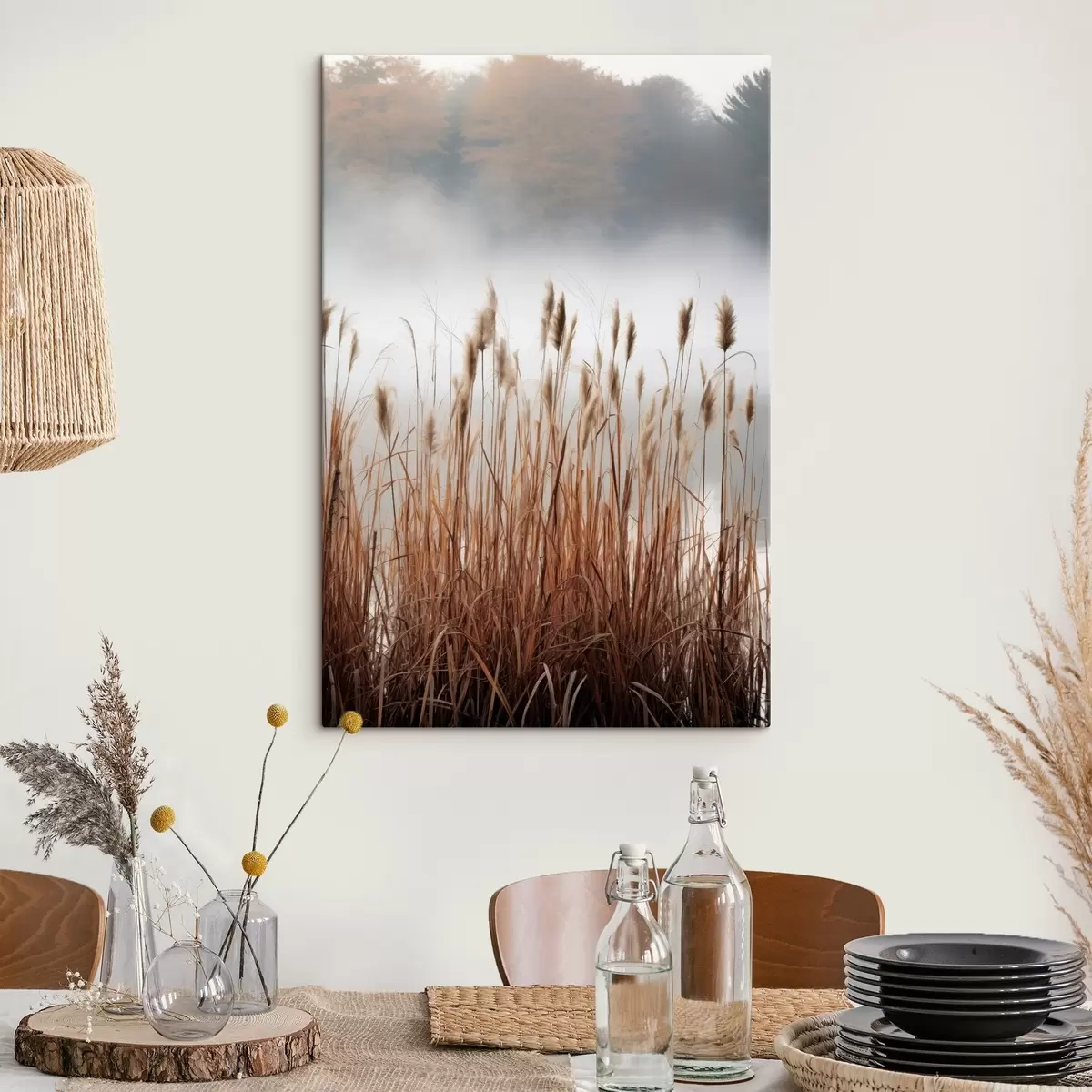 carta da parati Alte canne che crescono in uno specchio d'acqua, l'acqua riflette le canne, sfondo nebbioso, luce soffusa, scena naturale nr. s46696