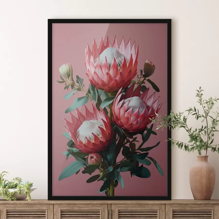 carta da parati Bouquet di protea con petali rossi e fogliame verde su sfondo rosa nr. f46946