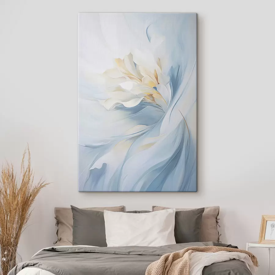 carta da parati Petali astratti delicati e traslucidi che volteggiano verso l'interno con luci soffuse e una texture pittorica. nr. s47436