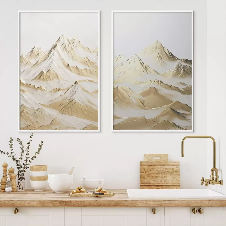 carta da parati Un paesaggio di montagne innevate di colore giallo con cime aguzze e valli profonde sotto un cielo luminoso nr. d01236