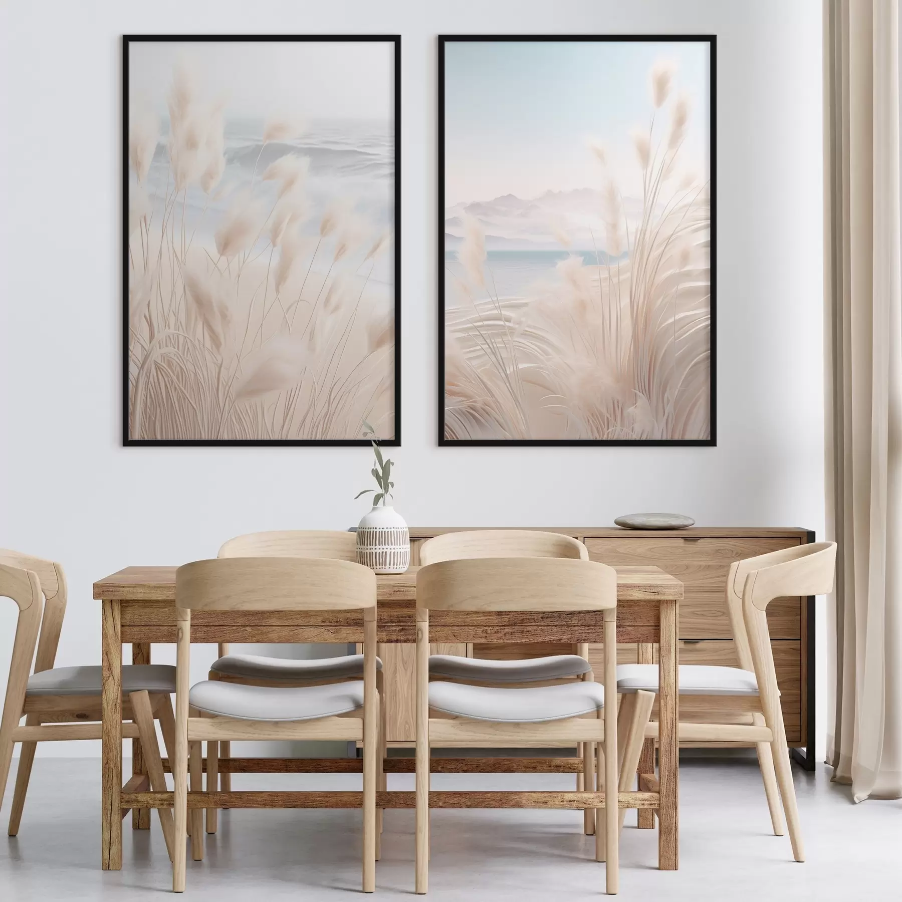 carta da parati Alta erba della pampa piumosa nei toni del beige chiaro in primo piano, con una spiaggia sabbiosa sullo sfondo nr. d01242