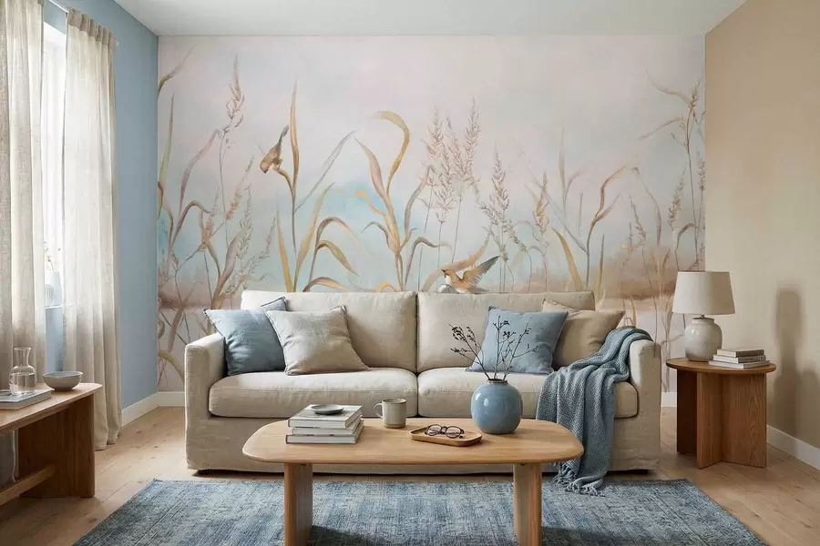 Carta da parati nature Illustrazione di canne e uccelli sull'acqua in tonalità tenui 