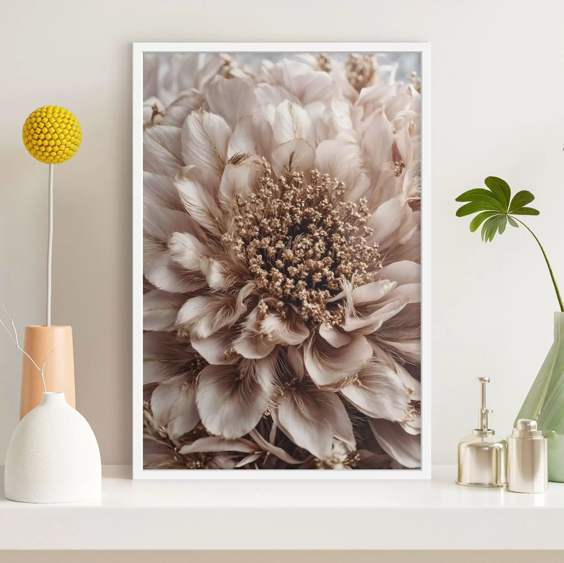 carta da parati Primo piano di un fiore pallido con petali dalla ricca trama nr. f47769