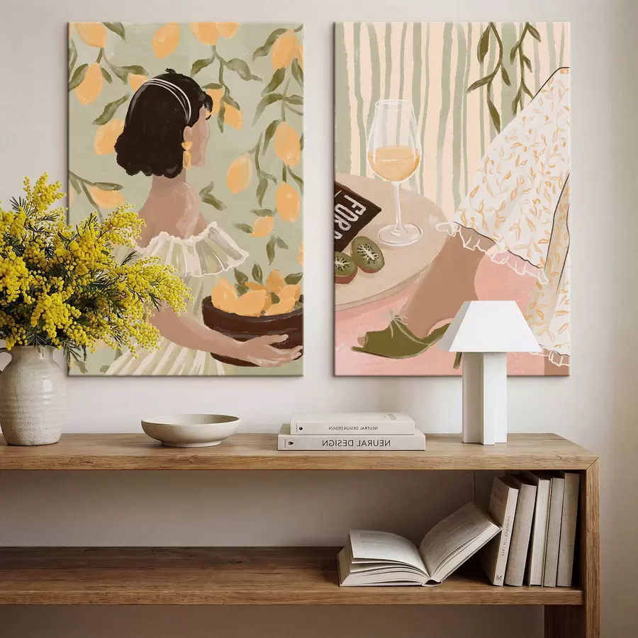 carta da parati Donna con limoni e tavolo con bicchiere nr. m30104