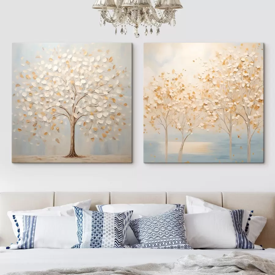 carta da parati Uno stile pittorico materico che raffigura alberi con foglie bianche e gialle su uno sfondo azzurro nr. m30200