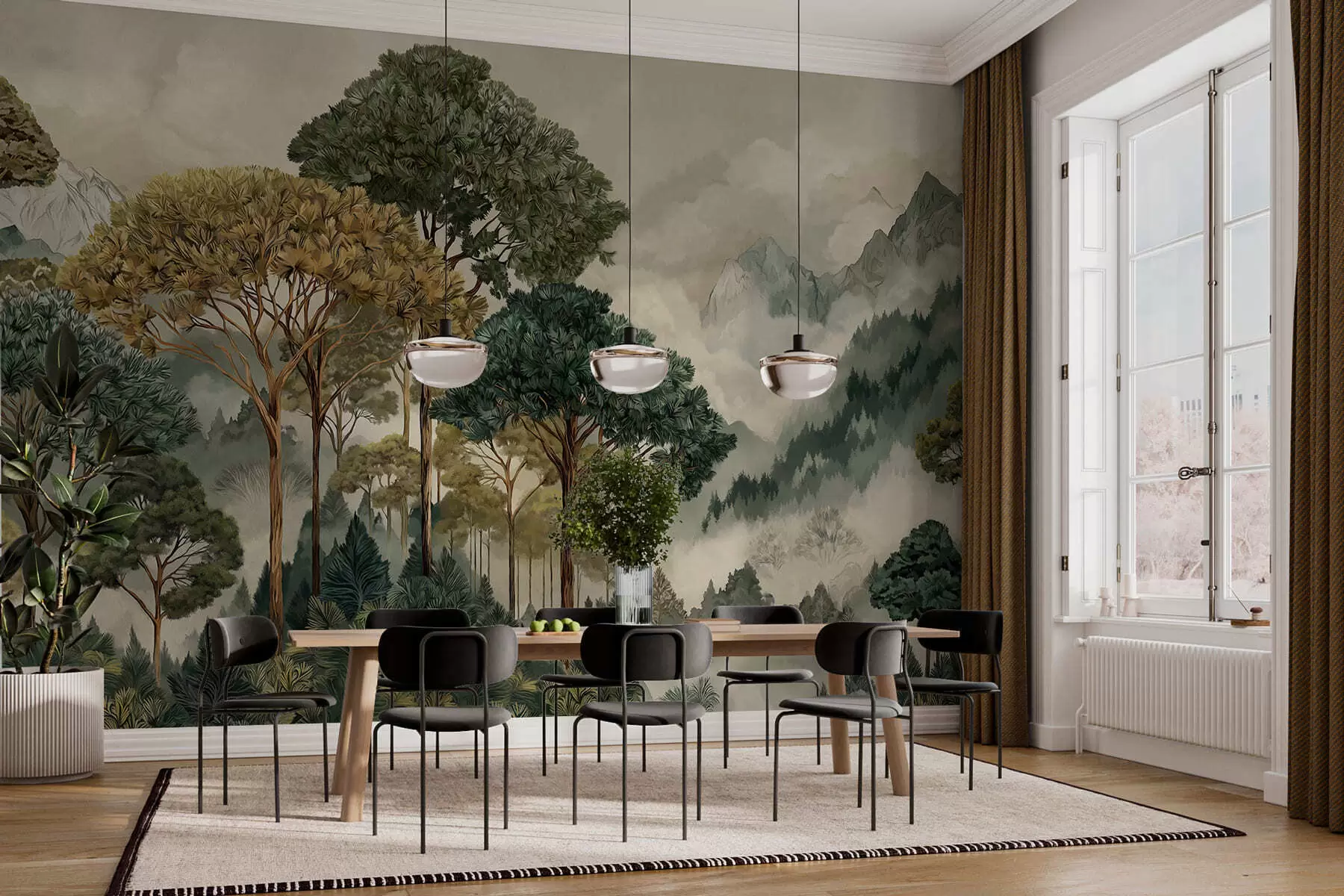 Carta da parati nature Foresta con alberi ad alto fusto tra montagne avvolte dalla nebbia 