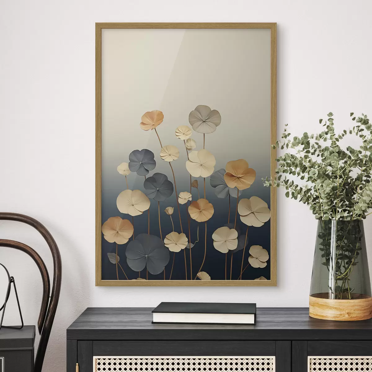 Poster Foglie di ninfea su uno sfondo tenue nei toni del beige e del blu scuro f48733