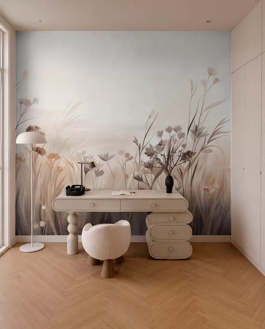 Carta da parati nature Un prato di fiori selvatici dai tenui toni del marrone e del beige, con erbe alte e delicati boccioli 