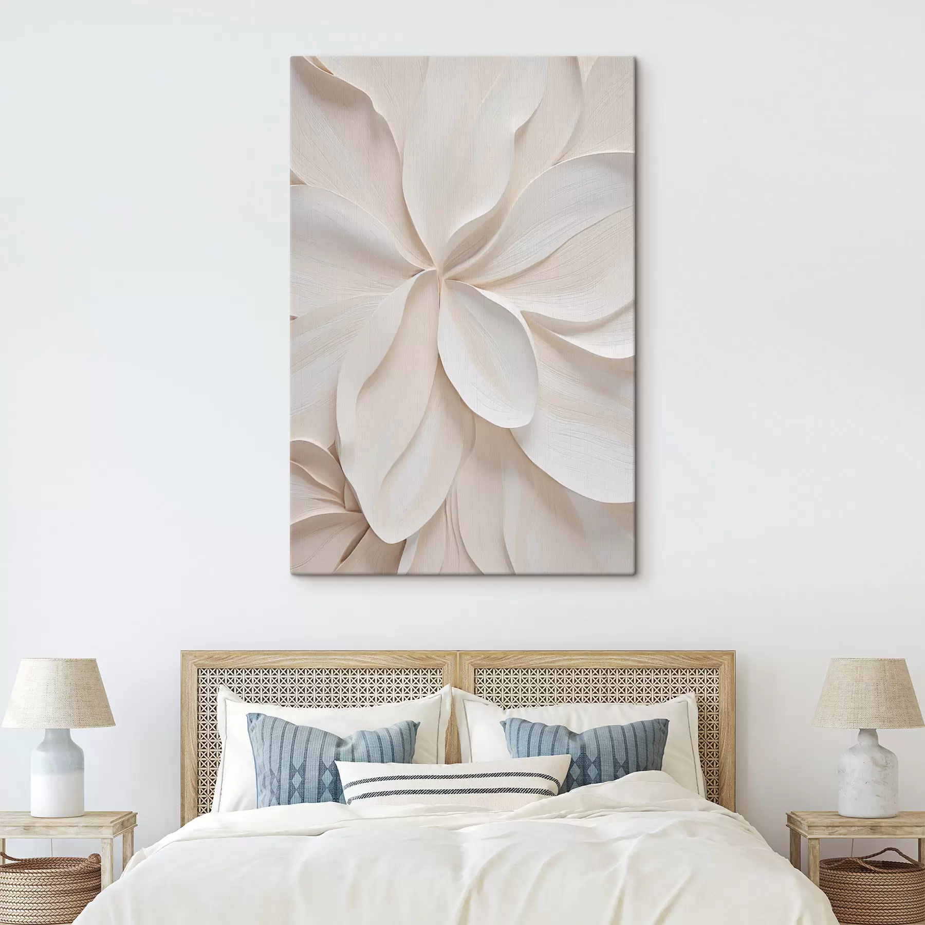 carta da parati Fiore grande e astratto, di colore bianco crema, con petali delicati e disposti a strati nr. s49791
