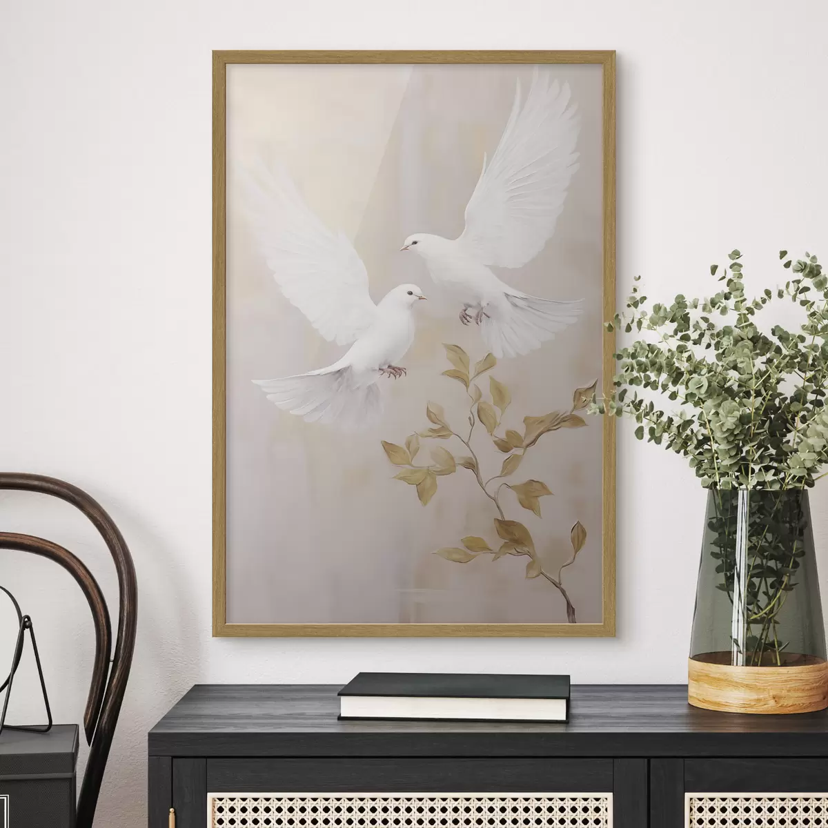 Poster Un uccello bianco vicino a un ramo con foglie marrone chiaro, su uno sfondo dai toni tenui f49764