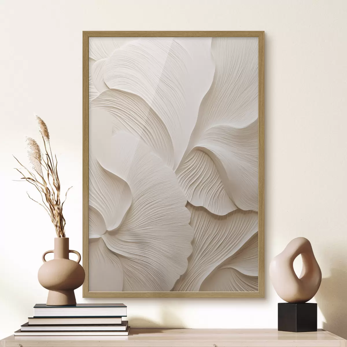 Poster Foglie stratificate di colore crema che formano motivi floreali astratti, opera d’arte materica f49770