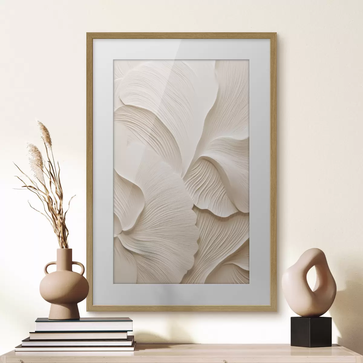 Poster Foglie stratificate di colore crema che formano motivi floreali astratti, opera d’arte materica f49770