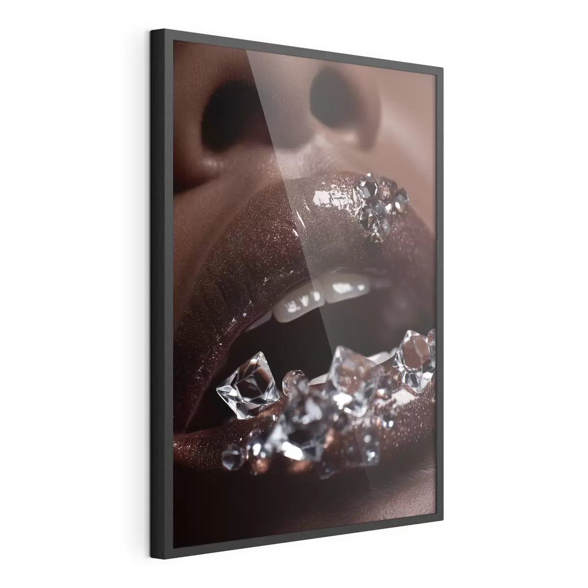 Poster Primo piano di labbra lucide con cristalli trasparenti f49983