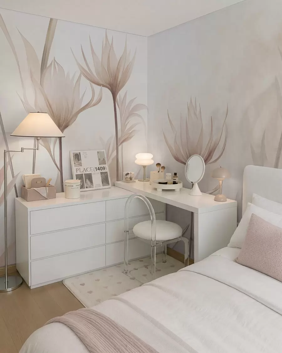carta da parati Fiori traslucidi dalla trama particolare, in delicate tonalità di pesca e beige, con steli lunghi e fogliame nr. w10028