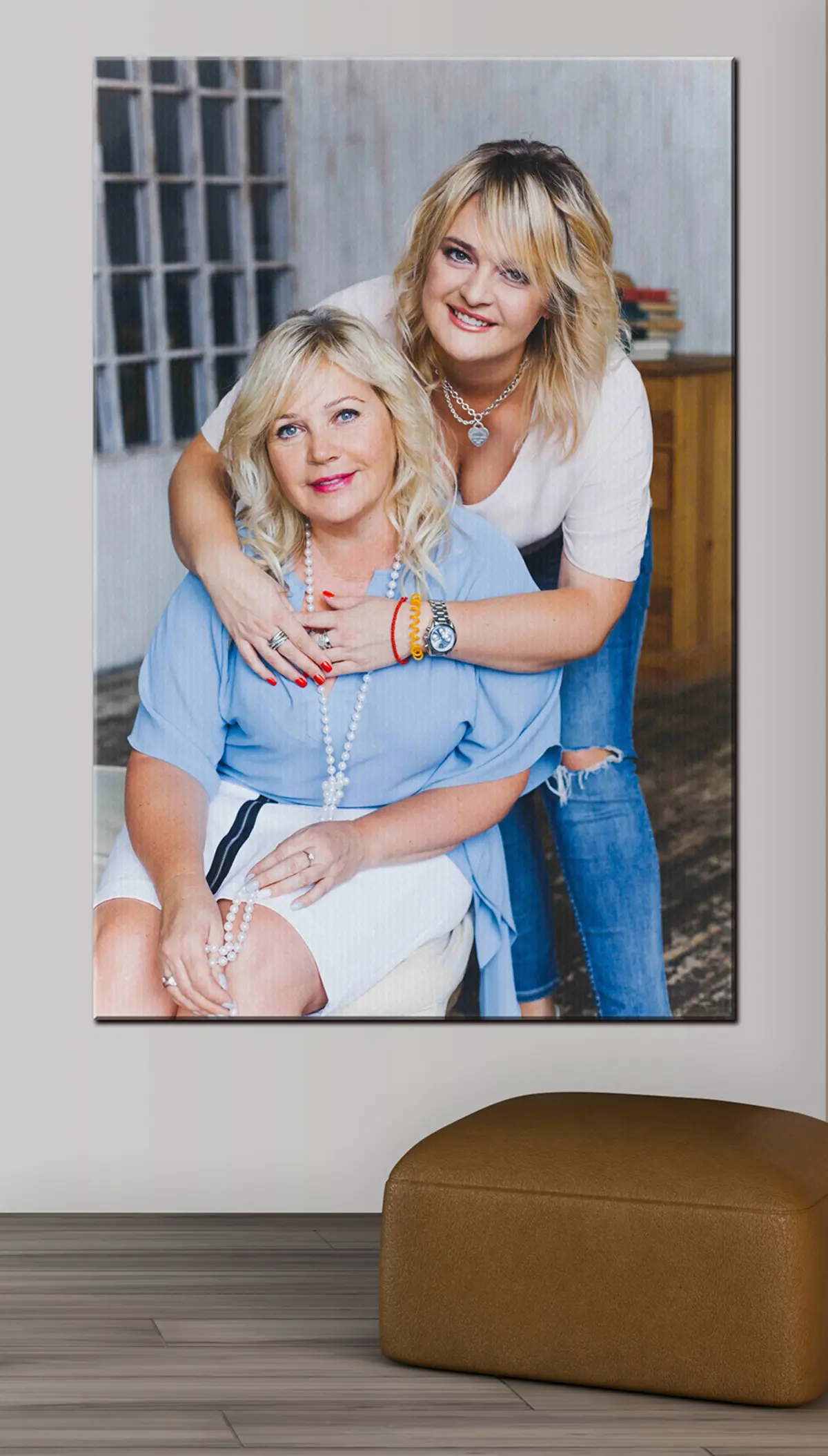 carta da parati Capelli, sorriso e maniche nr. s33113