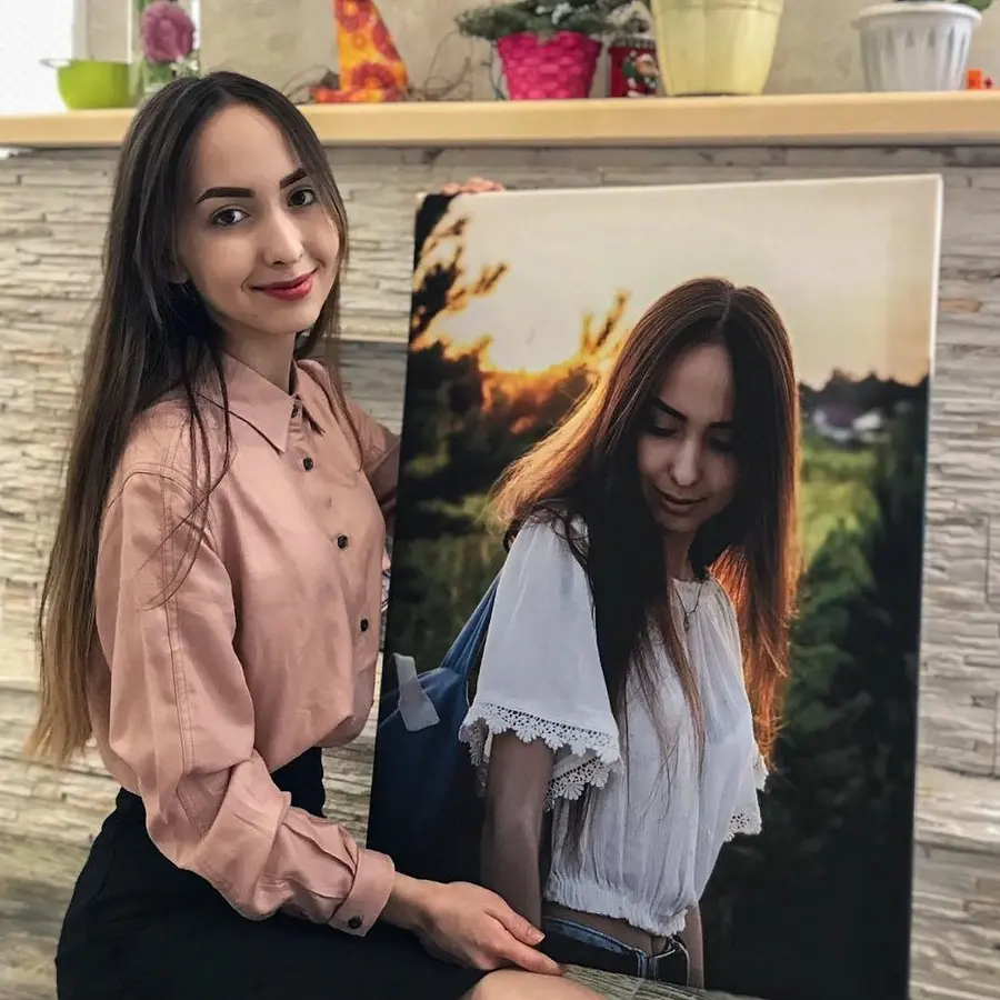 carta da parati Fotografia di capelli, sorriso e flash nr. s34674