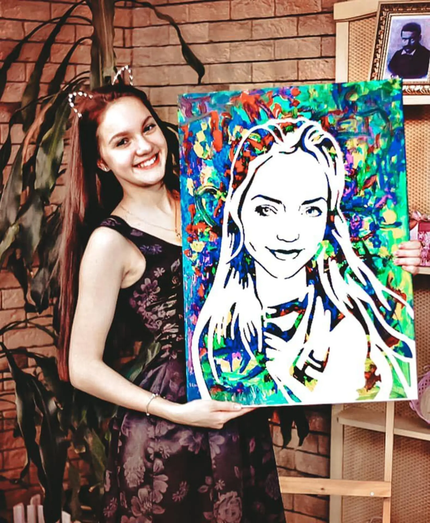 carta da parati Sorriso, acconciatura ed espressione del viso nr. s34681