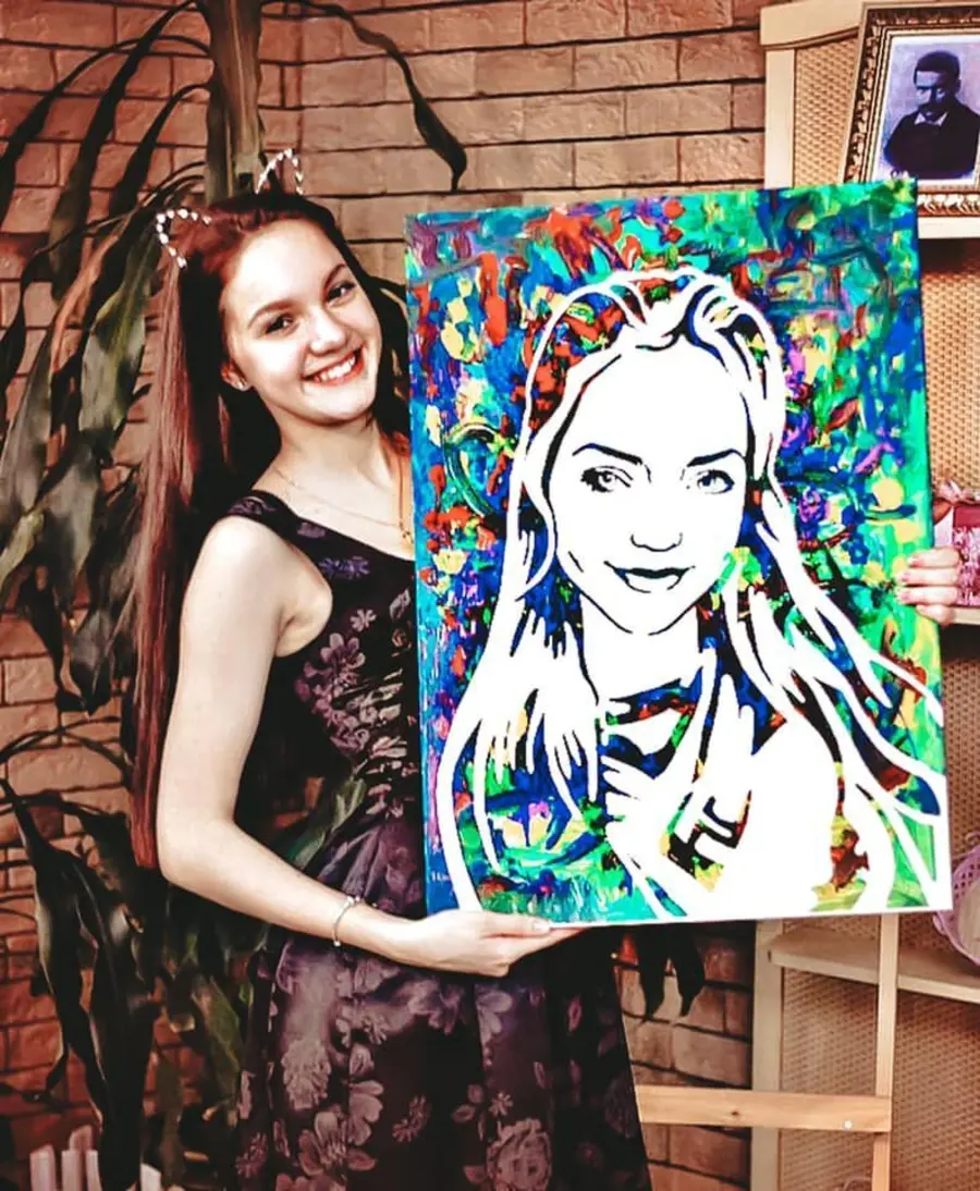 carta da parati Sorriso, acconciatura ed espressione del viso nr. s34681