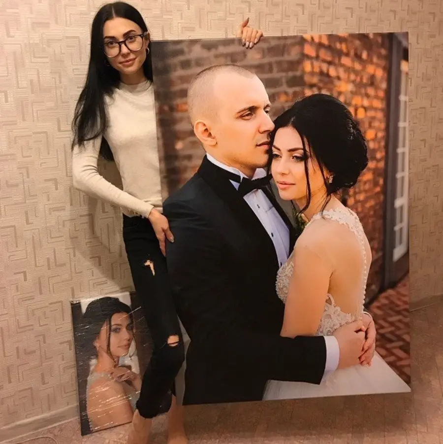 carta da parati Fotografia a spalla, con sorriso e flash nr. s34690