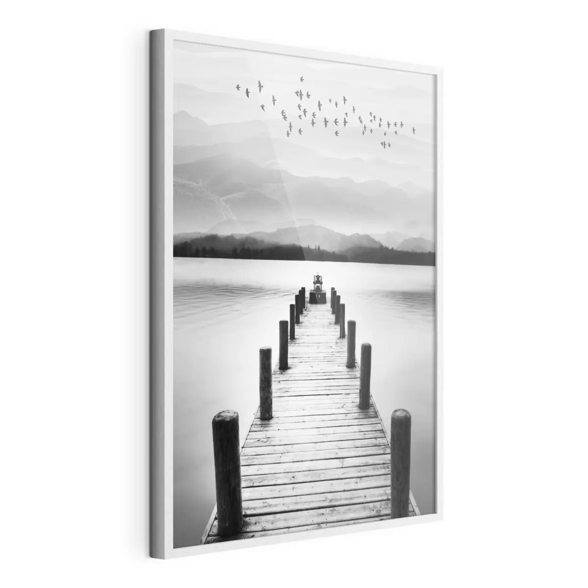 Poster Molo con vista sulle tranquille acque di montagna f03914